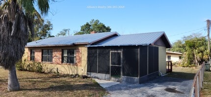 3204 Ross Cir in Palatka, FL - Building Photo - Building Photo