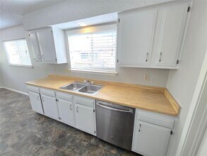 11302 Bristle Oak Trail in Austin, TX - Building Photo - Building Photo