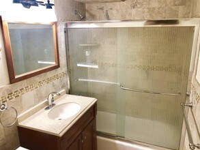 280 Marin Blvd-Unit -5P in Jersey City, NJ - Building Photo - Building Photo