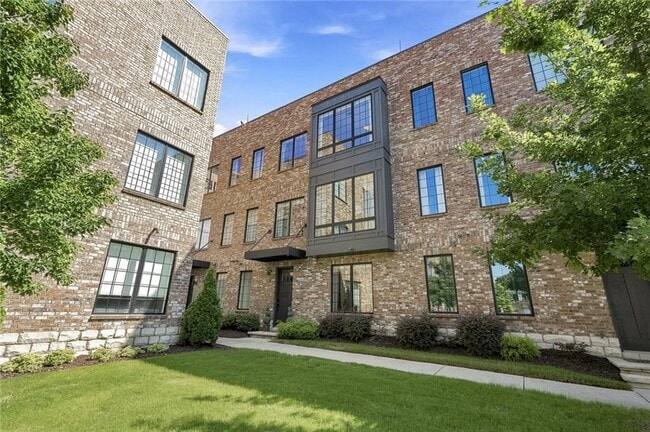 property at 285 Castleberry Hill Walk SW