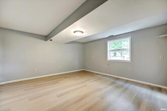 4695 N State Rd 43 in Solsberry, IN - Foto de edificio - Building Photo