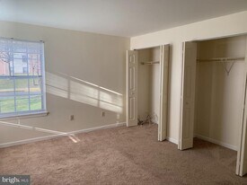 6609 Rapid Water Way in Glen Burnie, MD - Building Photo