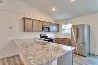 120 Cheyenne Dr in Sardinia, OH - Building Photo - Building Photo