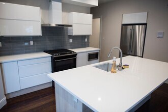 14 Willis St, Unit 1 in Boston, MA - Building Photo - Building Photo