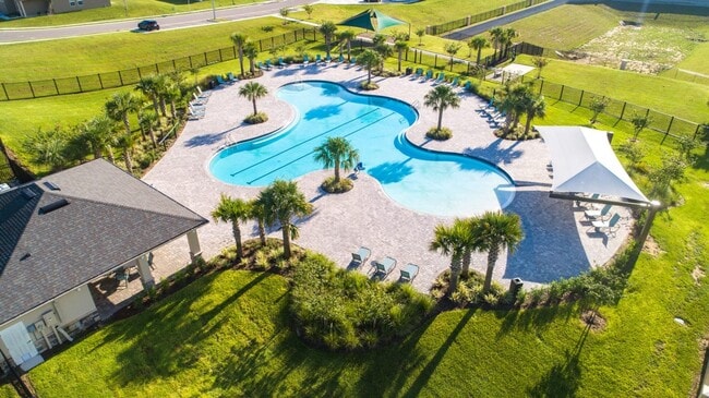 372 Guadlupe St in Haines City, FL - Building Photo - Building Photo