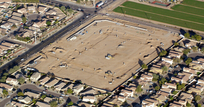 Avilla Broadway in Tolleson, AZ - Foto de edificio - Building Photo