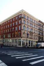 309-311 Canal St in New York, NY - Building Photo - Building Photo