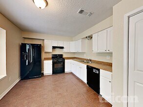 6515 Ridge Cir Dr in San Antonio, TX - Building Photo - Building Photo