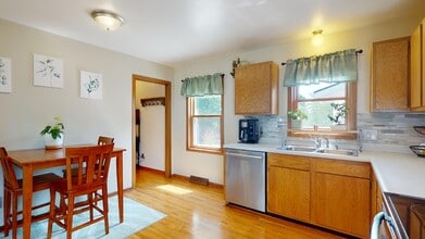 5440 Frost Dr in Ames, IA - Building Photo - Building Photo