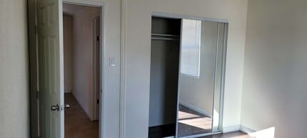 1374 Villa St in Riverside, CA - Building Photo - Building Photo