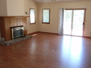 10 Josie Ln in Asheville, NC - Building Photo - Building Photo