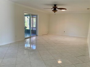 2115 Hereford Dr in Sun City Center, FL - Building Photo - Building Photo