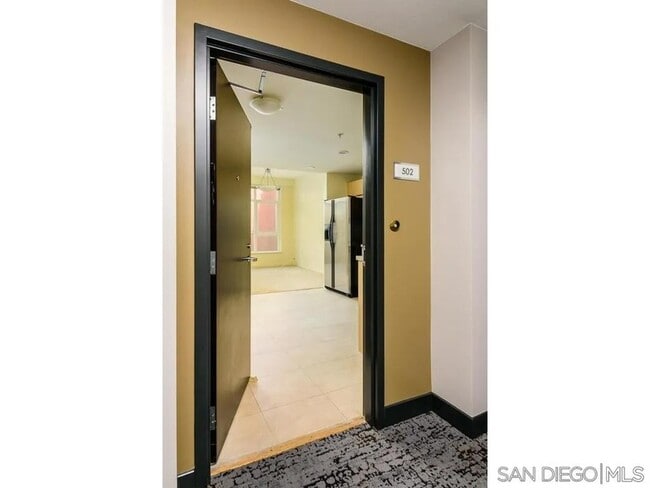 1431 Pacific Hwy, Unit 502 in San Diego, CA - Building Photo - Building Photo