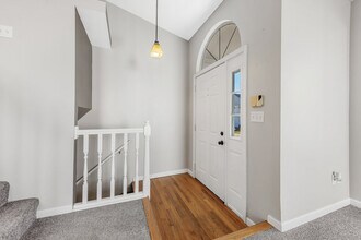 105 Glenbarr Ct in Valley Park, MO - Building Photo - Building Photo