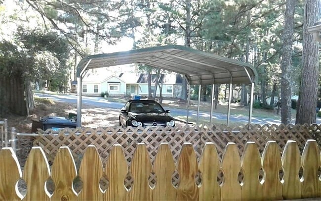 3825 Scarsborough Dr SW in Lawrenceville, GA - Building Photo - Building Photo