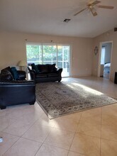 4498 Hoffman Ave in Spring Hill, FL - Building Photo - Building Photo