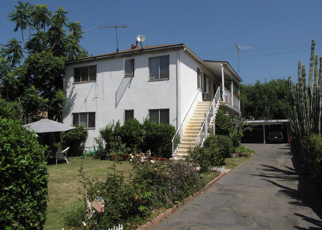 1417 Rock Glen Ave in Glendale, CA - Foto de edificio - Building Photo