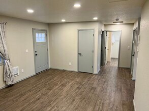 110 Island View Dr in Polson, MT - Building Photo - Building Photo