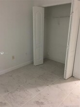 1677 SE 27th Ct-Unit -107 in Homestead, FL - Building Photo - Building Photo