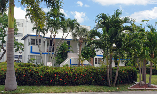 Flag Ship in Fort Lauderdale, FL - Building Photo - Building Photo