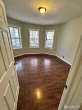 260 Amherst St in East Orange, NJ - Building Photo - Building Photo