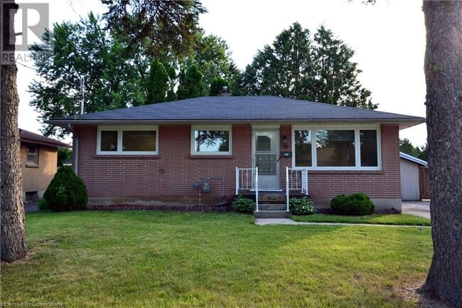 property at 197 Goddard Blvd