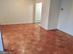490 M St SW, Unit W208 in Washington, DC - Building Photo - Building Photo