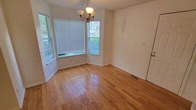 7 Wooddale Ct in Simpsonville, SC - Building Photo - Building Photo