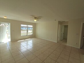 2204-2206 Kenneth Ave S in Lehigh Acres, FL - Building Photo - Building Photo