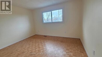 4170 Sunset Valley Ct in Mississauga, ON - Building Photo - Building Photo