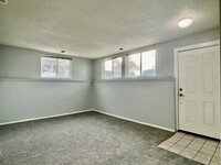 6205 E Ohio Ave, Unit C in Denver, CO - Building Photo - Building Photo