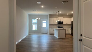 258 Broomside Ave in Garner, NC - Building Photo - Building Photo