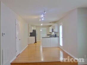 212 Blue Grass Terrace in Mcdonough, GA - Building Photo - Building Photo