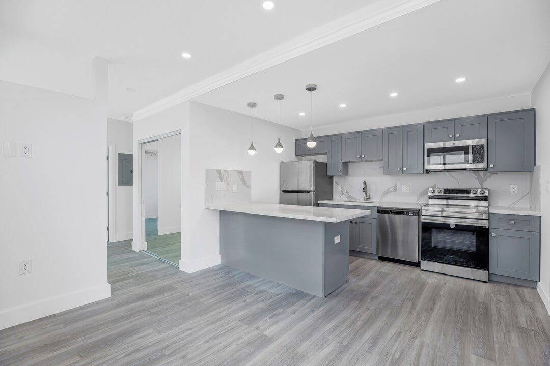 1648 SW 7th St in Miami, FL - Building Photo