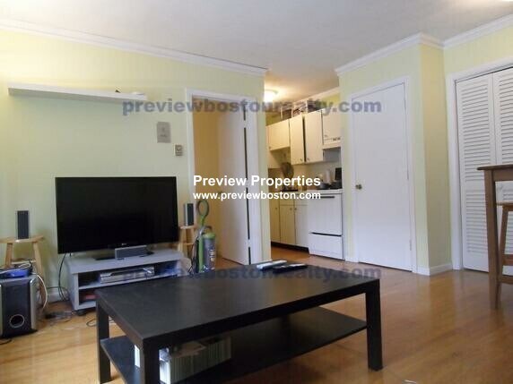 200 Kelton St, Unit 23 in Boston, MA - Building Photo - Building Photo