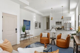 2201 Brookfield Ave in Baltimore, MD - Building Photo - Building Photo
