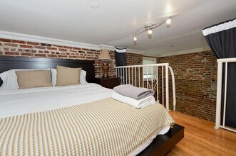 449 W 47th St in New York, NY - Building Photo - Building Photo