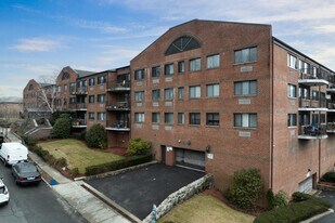 Westchester Terrace - Crisfield in Yonkers, NY - Building Photo