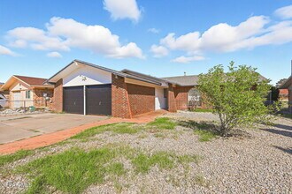 5609 Van Horn Dr in El Paso, TX - Building Photo - Building Photo