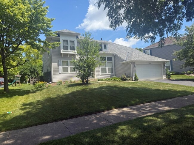 1062 Dearborn Ln in Vernon Hills, IL - Building Photo - Building Photo