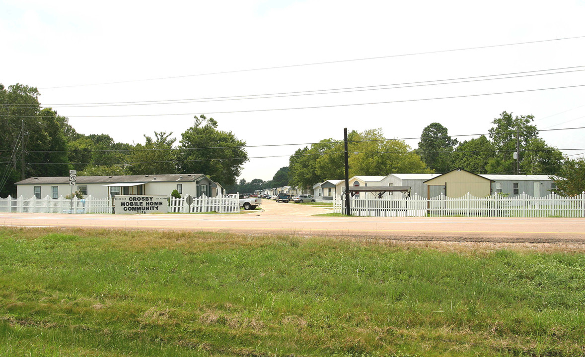 Crosby Mobile Home Community in Crosby, TX - Building Photo