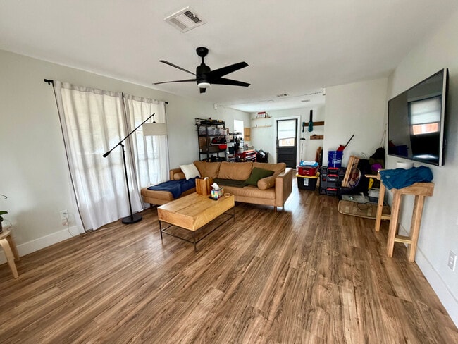 4805 Brook Creek Cove in Austin, TX - Building Photo - Building Photo