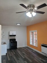 228 S Kenwood St in Glendale, CA - Building Photo - Building Photo