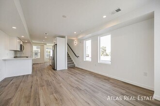 2640 S Delaware St in Denver, CO - Building Photo - Building Photo