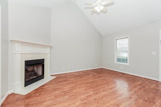 4023 Higdon Dr in Murfreesboro, TN - Foto de edificio - Building Photo