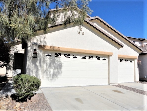 4332 Pacific Crest Ave in Las Vegas, NV - Building Photo