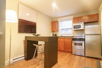 16 Cedar Lane Way, Unit 2 in Boston, MA - Building Photo - Building Photo