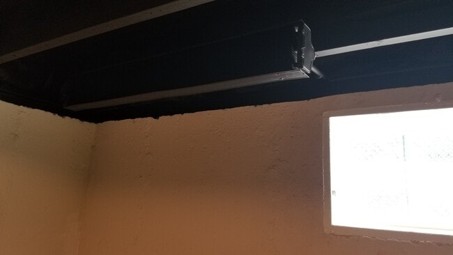 75 Buckwheat Ave in Portsmouth, RI - Building Photo - Building Photo