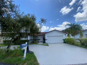 10225 SW 144th Ct in Miami, FL - Building Photo - Building Photo