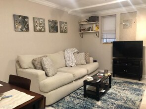 902 I St SE in Washington, DC - Foto de edificio - Building Photo